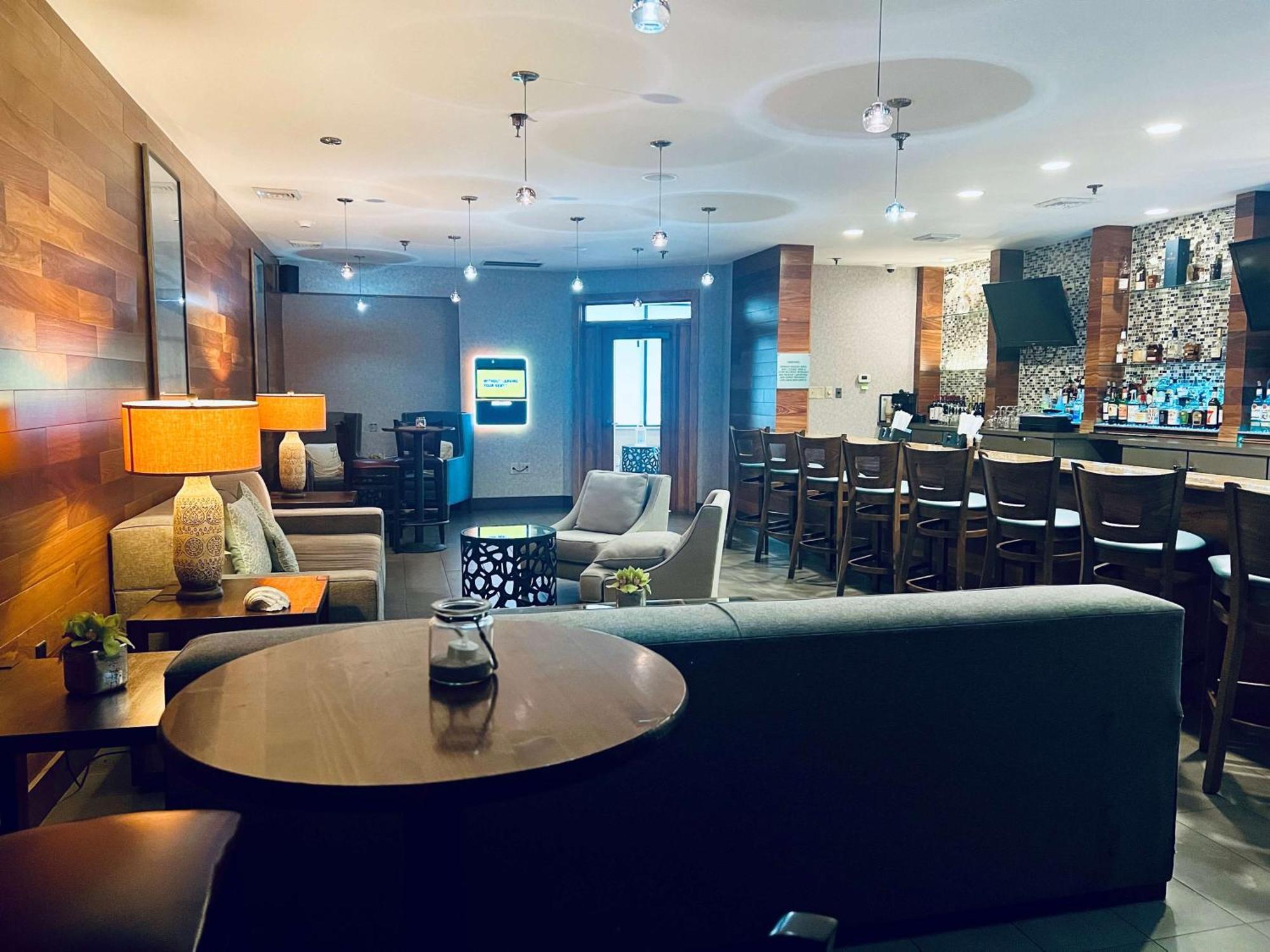 Doubletree By Hilton Atlantic Beach Oceanfront Εξωτερικό φωτογραφία